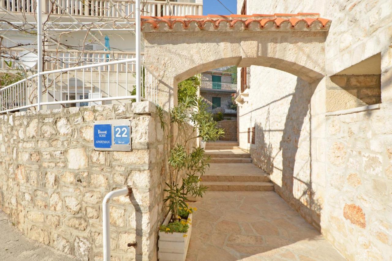 Apartments Newway Bol Extérieur photo